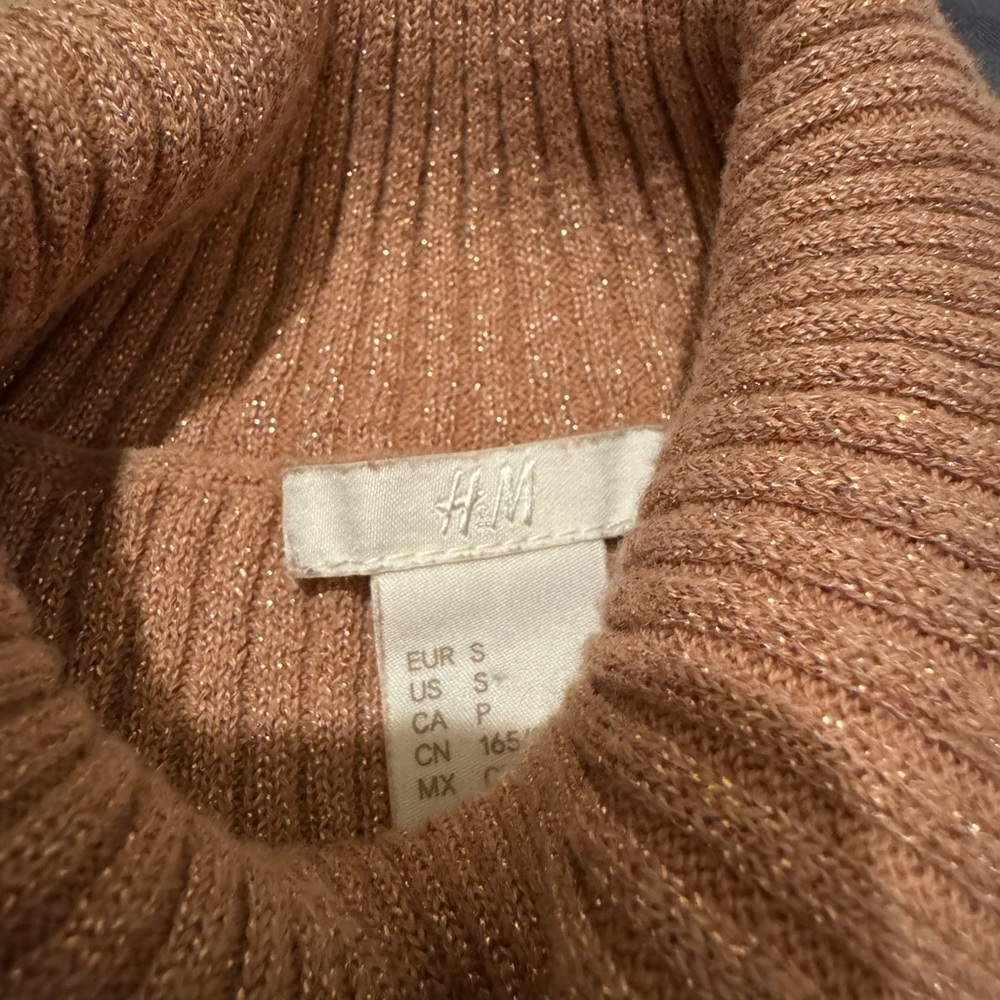 Sparkly almond brown sweater